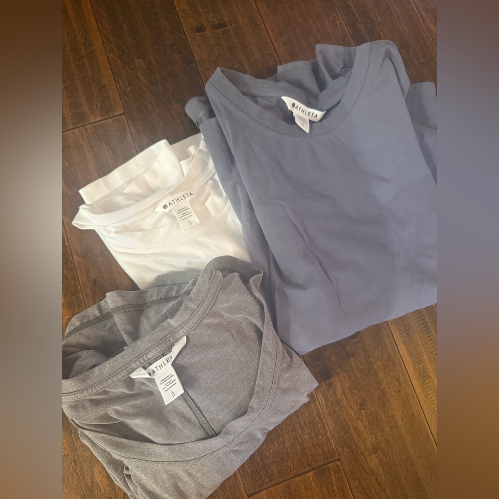 Lot of 3 athleta tops sz L